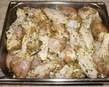 Foto del paso 2 de la receta: Trutros y alitas de pollo fritas
