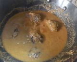 A picture of step 5 of Badanekayi Yennegayi stuffed brinjal curry.