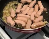 Foto langkah ke 5 dari resep Sosis saus asam manis.