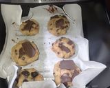 Foto langkah ke 4 dari resep Soft Cookies Chocolate Chip.