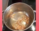 Foto del paso 1 de la receta: Crema de zanahoria y langostinos a mi manera