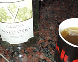 Foto del paso 2 de la receta: Infusión con limón grapa y miel. Grace