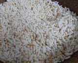 A picture of step 1 of Murmura Pumpkin Seed Peanut Cikki.