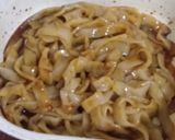 Foto langkah ke 2 dari resep Pad Thai / mie goreng khas Thailand.