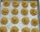 Foto langkah ke 3 dari resep Kue sus vla susu.