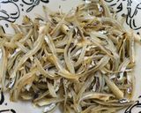 Gambar langkah 2 resipi Sambal tumis bilis petai.