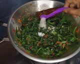 Foto langkah ke 4 dari resep Tumis kangkung terasi.