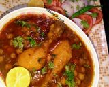 A picture of step 8 of Murgh chana😍مرغ چنہ 😋.