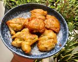 Hình bước làm 4 của món Cá cơm chiên bột
