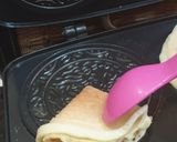 Foto langkah ke 6 dari resep Kue Kapit atau Semprong.