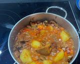Foto del paso 6 de la receta: Guiso de Níscalos con patatas