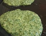 Une image de l'étape 3 de Galettes de fanes de radis.