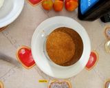 Foto del passaggio 2 della ricetta Cheesecake salata con fette biscottate, stracchino e pomodorini freschi
