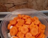 Zöldséges zöldborsós pulykagulyás recept fázis 3 fotója