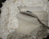 Foto langkah ke 1 dari resep Bolu Pisang No Mixer Irit Telur.
