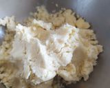 Une image de l'étape 3 de Crumble pommes et pépites de chocolat.