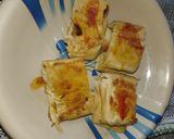 A picture of step 5 of Toasted bread and egg.