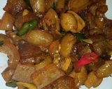 Foto langkah ke 7 dari resep Kikil Sapi Oseng Cabe Hijau.