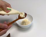 A picture of step 8 of Wasabi Shrimp Burger.