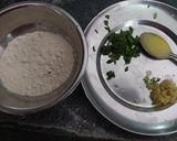 गार्लिक पराठा (Garlic paratha recipe in Hindi) रेसिपी चरण 1 फोटो