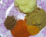 A picture of step 2 of Aloo Baingan.