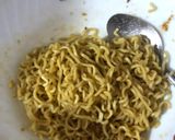 Foto langkah ke 2 dari resep Mie Telur Gulung Amburadul.