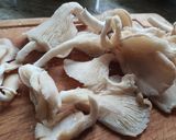 Nuggetsy z boczniaków krok przepisu 1 zdjęcie
