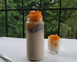 A picture of step 3 of Overnight oats chia seeds with mangoes.