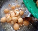 Foto langkah ke 5 dari resep Semur Telur Puyuh.