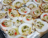 Foto del paso 2 de la receta: Zamburiñas al horno con aceite de ajo y perejil
