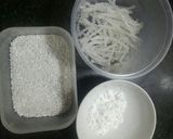 A picture of step 1 of Banana and Coconut Milk Sweet Soup (Chè Chuối).