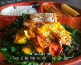 Hình bước làm 3 của món Puree bí đỏ trộn nui nơ - rắc hạt gai dầu