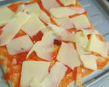 Foto langkah ke 4 dari resep Pangsit Pizza.