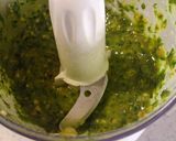 A picture of step 1 of Treccia di salmone e pesto di pistacchio.