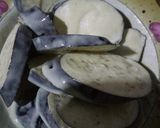 Foto langkah ke 3 dari resep Terong goreng tepung praktis.