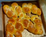 Foto langkah ke 4 dari resep Roti Sosis.