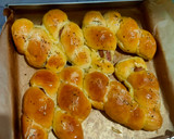 Foto langkah ke 4 dari resep Roti Sosis.