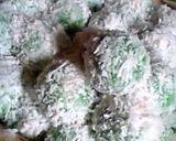 Foto langkah ke 8 dari resep Klepon Isi Coklat #lumeeerr_dilidah.