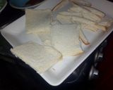 A picture of step 1 of Lettuce sandwich.