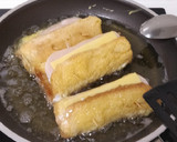Foto del paso 3 de la receta: Rollitos de pan de molde con pavo y queso