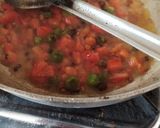 A picture of step 2 of Tomato upma.