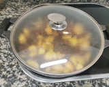 Foto del paso 3 de la receta: Galtes de porc desossades amb préssecs i salsa de Porto i Vermut