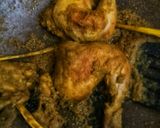 Foto langkah ke 4 dari resep Ayam Kremes (p.1 Ayam Ungkep) #ekonomis #mudah #bukapuasa #sahur.