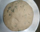 A picture of step 3 of Tandoori Roti.