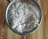 A picture of step 1 of Kanda Batata Poha.