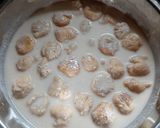 A picture of step 4 of Tadka Wala Dahi Vada.