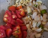 A picture of step 2 of Kadhai Paneer.