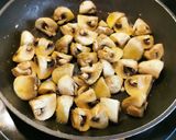 Foto del paso 3 de la receta: Paccheri a la crema de Gorgonzola con Champiñones