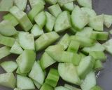 Foto del paso 2 de la receta: Ensalada de palta, ananá y pasas de uva