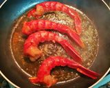 Foto del paso 7 de la receta Carabineros sobre tostas en salsa blanca